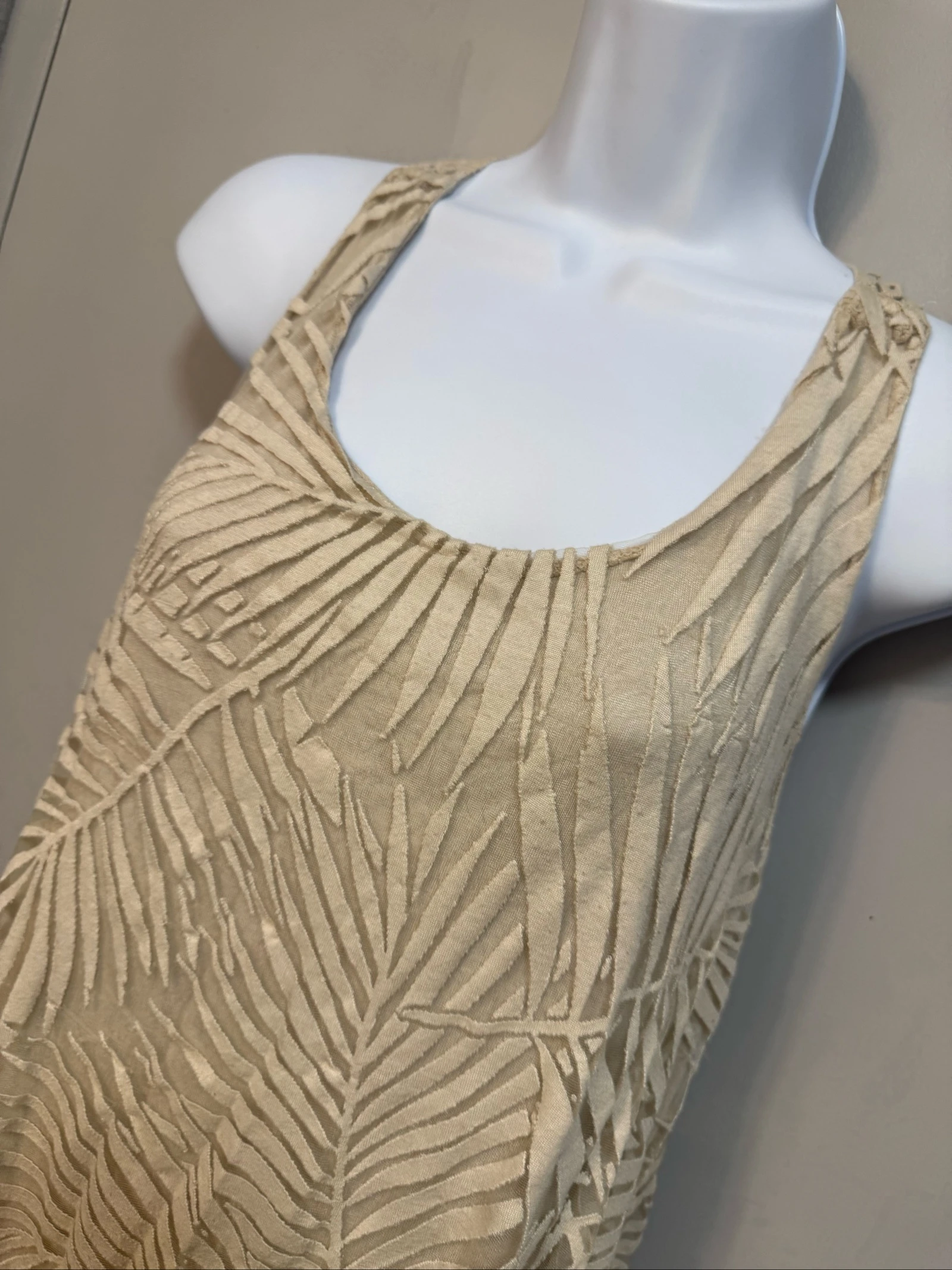 Beige leaf pattern tank top size TU – photo 2